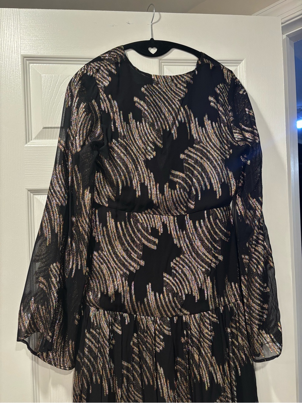 Warehouse Metallic Jacquard Plunge Neck Midi - Picture 11 of 11
